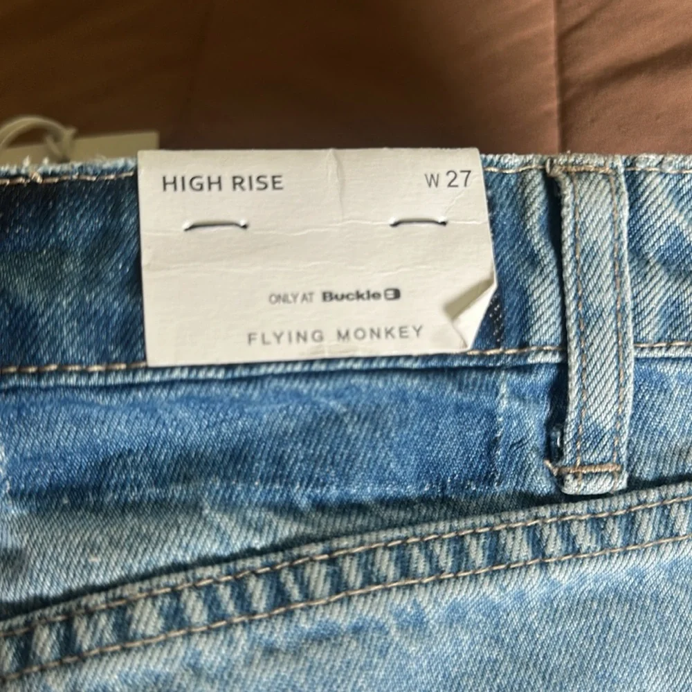 Flying monkey shorts size 27